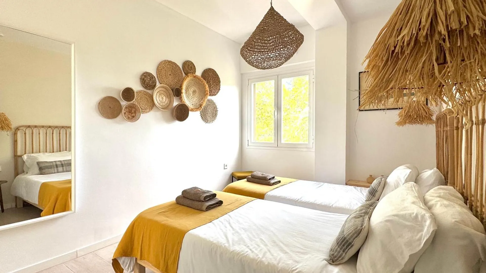 Appartement Nobe Es Pujols Proche Plage, Vue Mer